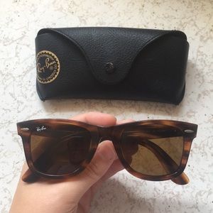 Ray-ban light tortoise wayfarers